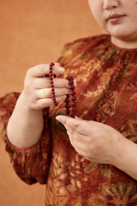 一周发货【朱砂手串】朱砂手串两款可选：原矿｜晶体砂红艳款  收藏级 均带证书 3个手围男女可戴 商品图1