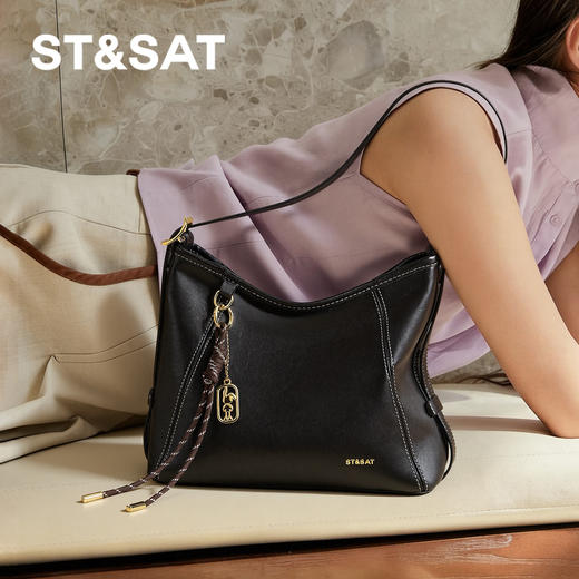 星期六极简风大容量通勤百搭单肩包SSD521A0ZN 商品图1