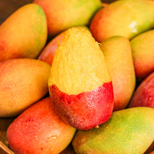 【顺丰包邮】海南树上熟贵妃芒  嫩滑香甜 4斤小果/精品果礼盒装 商品图2