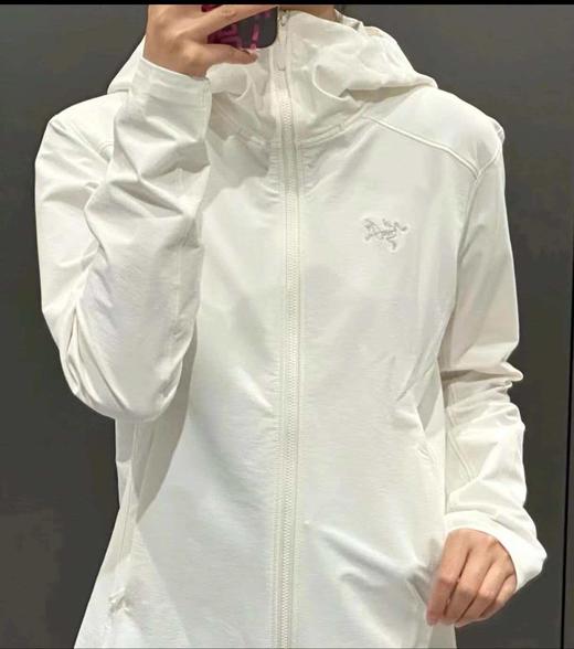 始祖鸟 女款冰丝超轻超薄防紫外线便携收纳皮肤风衣 商品图0