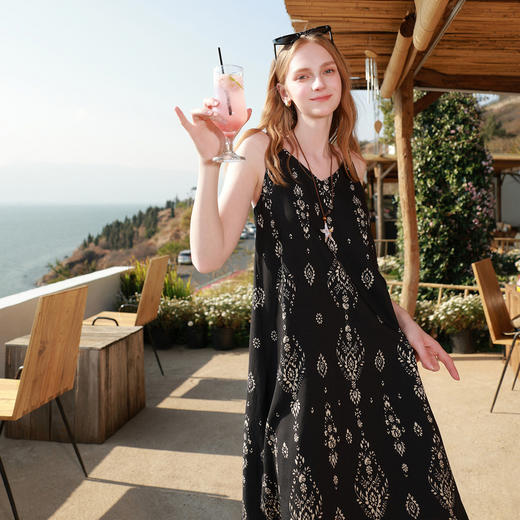 三彩2026夏季新款波西米亚吊带裙印花无袖连衣裙度假M 商品图2