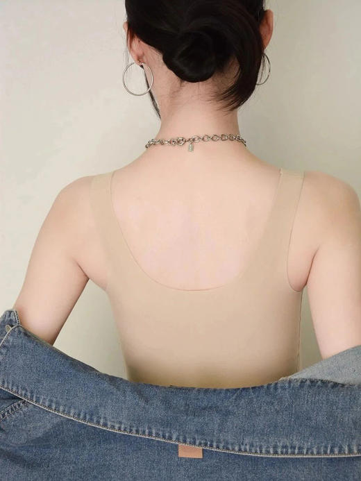 【百图lulu好物】【粉底液无痕内衣】【139元2件】特调肤色无痕 白T不透 聚拢防下垂内衣 薄款无痕内衣 商品图2