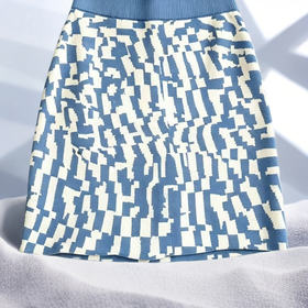 迪家女装短裙~（实物下角有logo）显瘦超好看 282109