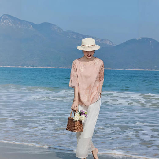 中国风复古圆领新中式五分袖，开衩宽松显瘦刺绣绣花衬衫苎麻上衣TT-96321 商品图2