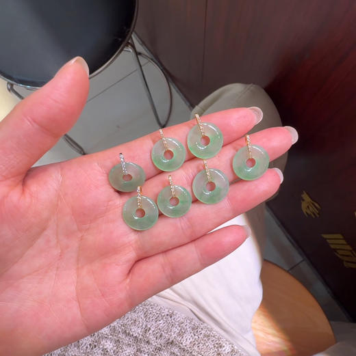0409翡翠秒杀 翡翠甜甜圈吊坠真金真钻镶嵌（仅吊坠）较薄 精致款 商品图0