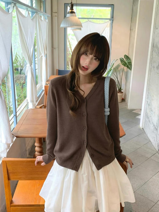 专柜实拍【绵羊毛~舒适柔软】拉夏贝尔/La Chapelle温柔松弛感！气质V领单排扣极简开衫百搭针织上衣 商品图13