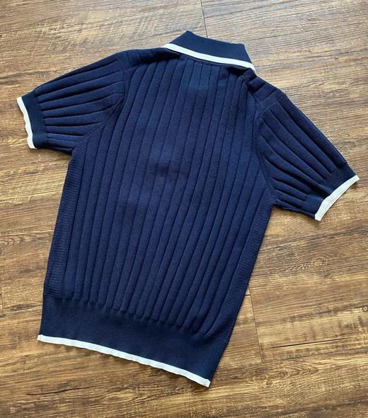 复古女款学院风针织Polo衫 商品图5