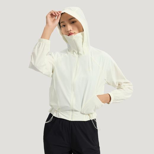 Adidas阿迪达斯SOFT LUX LIGHTWEIGHT JACKET 轻柔雅 防晒UPF50+凉感梭织宽松连帽夹克早春薄外套 商品图5