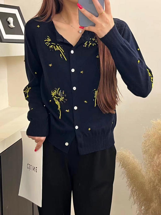 DYJ2026836钉珠羊毛开衫 商品图7