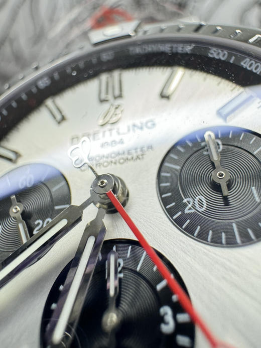 GF厂 Breitling百年灵Chronomat机械计时系列AB0134101K1A1腕表 整个手表基于正品original原版开模的super copy版本 做工精良 打磨精细乃不可多得的精品❕❕ 商品图5