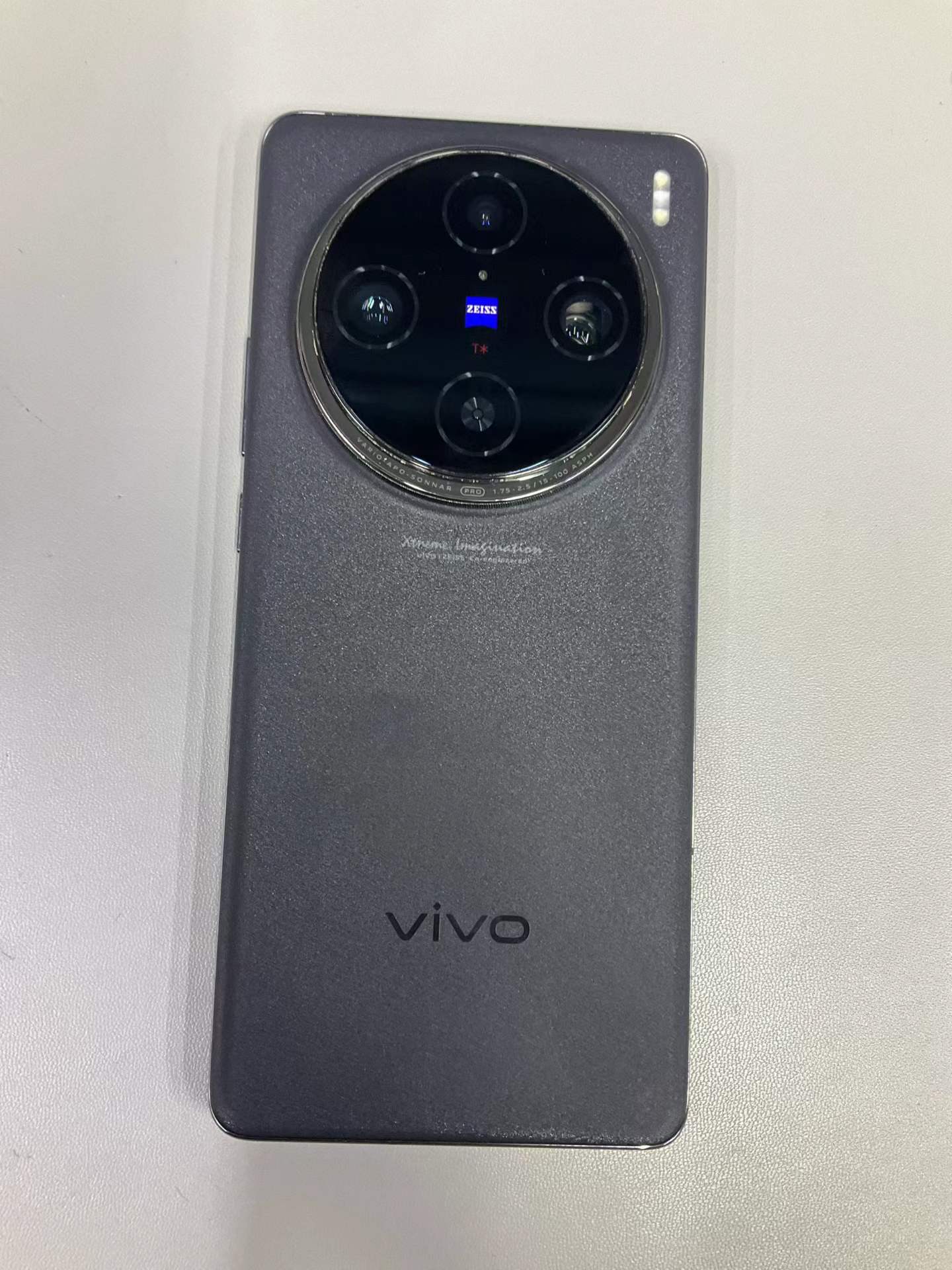 VIVO X100pro 16+1T黑 电池效率84 成色98新 2399