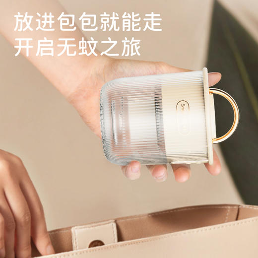 卡蛙 便携式驱蚊小夜灯 长效驱蚊 户外室内两用 商品图1