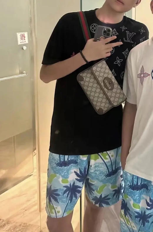 Gucci 老花 虎头 斜挎胸包 商品图4