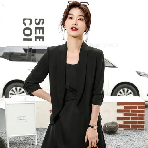 「自」全新升级【铂金会员146/天猫199/差价53】(10651)洛诗琳气质通勤小西装女2026夏季新款百搭休闲小西服外套 商品图3