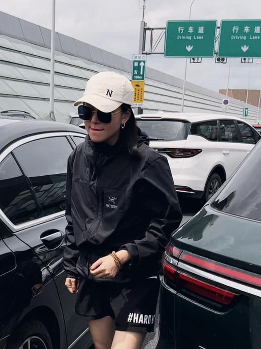 始祖鸟   Squamish 连帽皮肤衣男女同款 商品图2