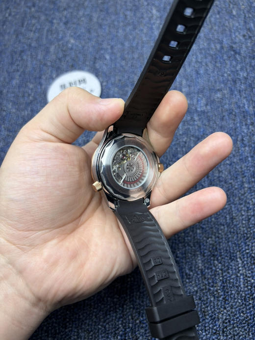 升级版 经典欧米茄OMEGA海马300米系列“间玫金海马”潜水男士腕表
机芯：搭载进口原装西铁城 商品图6