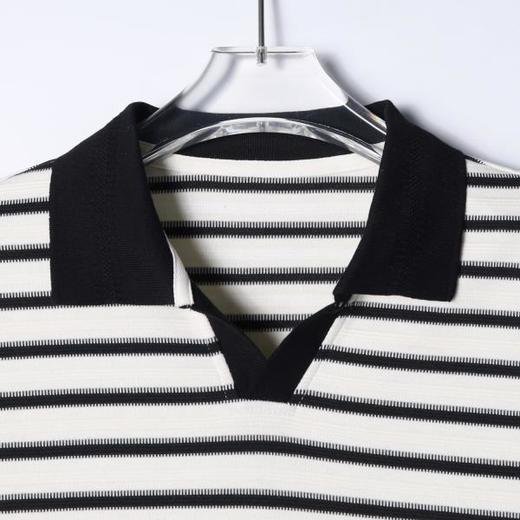 SDSA男装2026新款高贵轻奢宽松撞色条纹小V翻领短袖T恤百搭时尚 商品图2