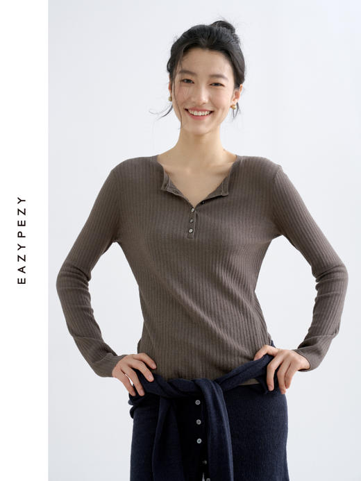 亚麻棉精纺修身亨利V领长袖针织衫 商品图2