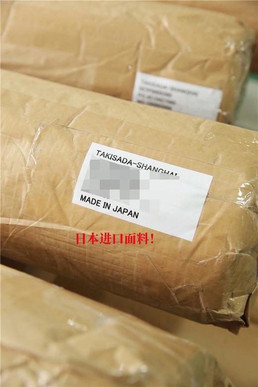 YSL圣罗兰限定款情侣短袖T恤 高定莫兰迪灰色！ 日本进口的客供面料，客供200g高支数细针织法纯棉材质。整件触感细腻，亲肤吸湿。 商品图9