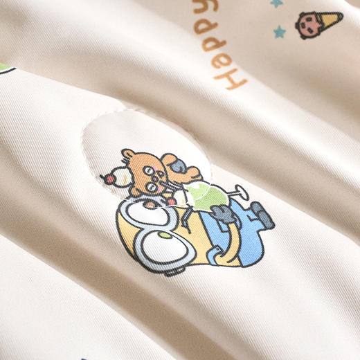 小黄人可水洗双面凉感夏被，凉感面料舒适透气凉爽 ，德国进口高蓬松超细旦纤维，轻盈无压，工学曲线设计，贴合头颈，舒适放松，慢回弹舒压，贴合颈部曲线 商品图11