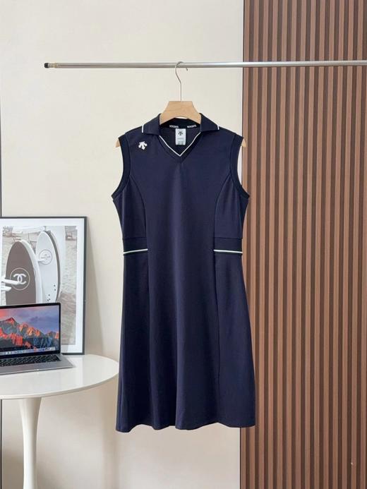 F040910春夏季新款柔软亲肤垂坠感强抗皱耐磨高尔夫女无袖收腰V领连衣裙 商品图6