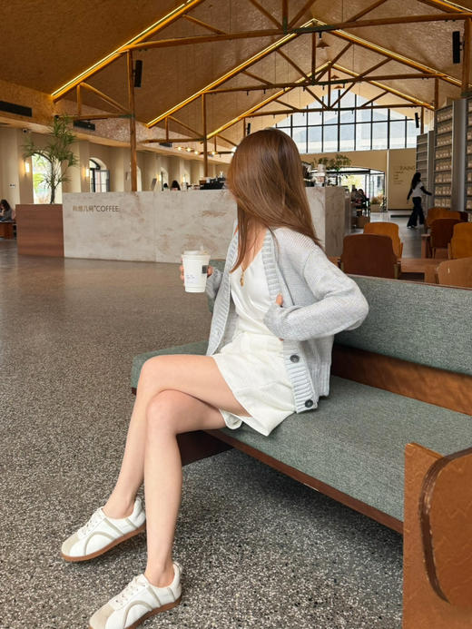 2604213    V领 蜜蜡涂层开。日单 商品图1