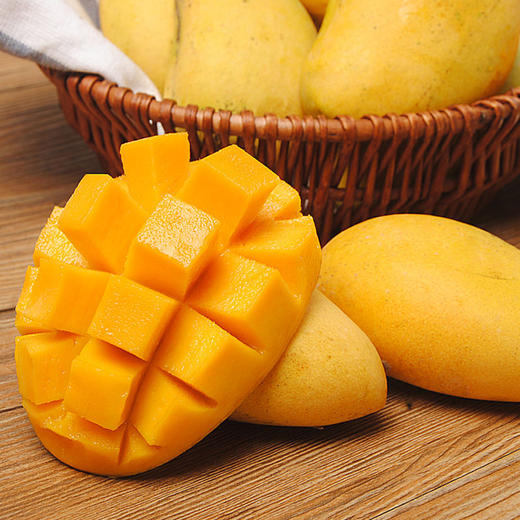海南小台农芒果10斤新鲜小台芒当季特产水果现摘芒果大果整箱包邮 商品图1