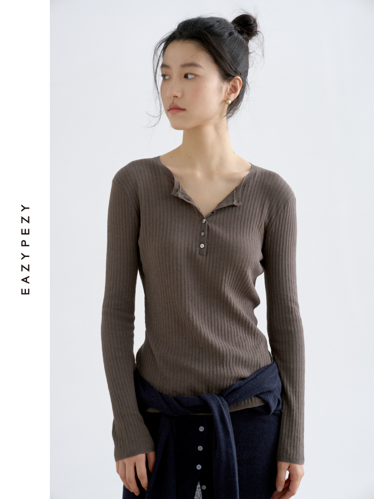 亚麻棉精纺修身亨利V领长袖针织衫