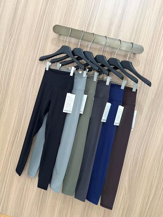 露露 Wuder train腿标24寸女士运动高腰紧身裤 商品图0