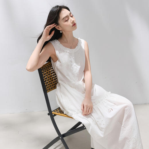 【100棉】三彩2026夏季新款刺绣连衣裙圆领无袖娃娃裙长裙M 商品图3