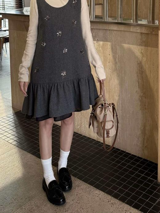 缪缪 新款学院风双肩包 商品图5