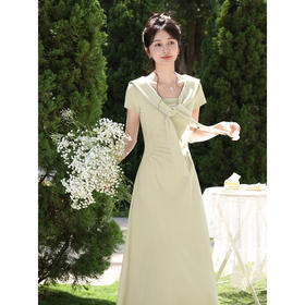 鹿向南「浅茶来信」绿色法式收腰连衣裙夏季新款显瘦气质连衣裙女