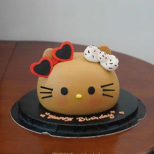 P027“嘿皮kitty猫” 手绘立体蛋糕 商品图0