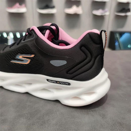 XY｜Skechers斯凯奇春夏新款超轻缓震健步透气休闲运动女跑步鞋129496-bkpk 商品图3