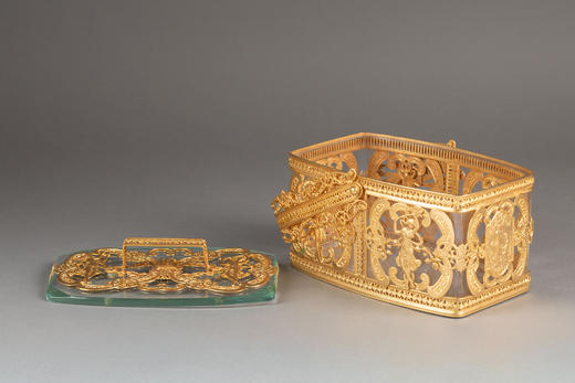 独角鹿西洋古董20世纪法国出品洛可可风格光影乐章主题铜鎏金精雕水晶首饰盒 商品图4