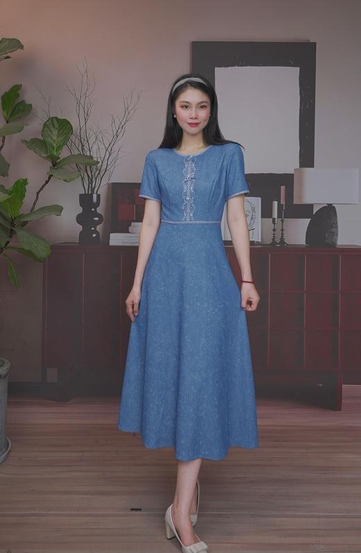 司歌轻薄收腰牛仔连衣裙短袖弹力中长裙A911059X 商品图0