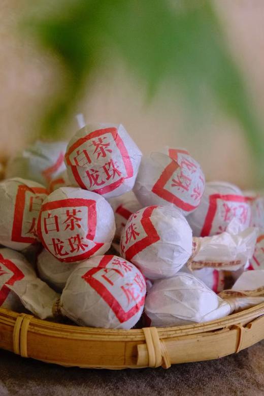 周五秒杀 / 2016年冰岛古树老白茶龙珠  药香明显 厚实饱满  数量有限（仅3公斤） 商品图0