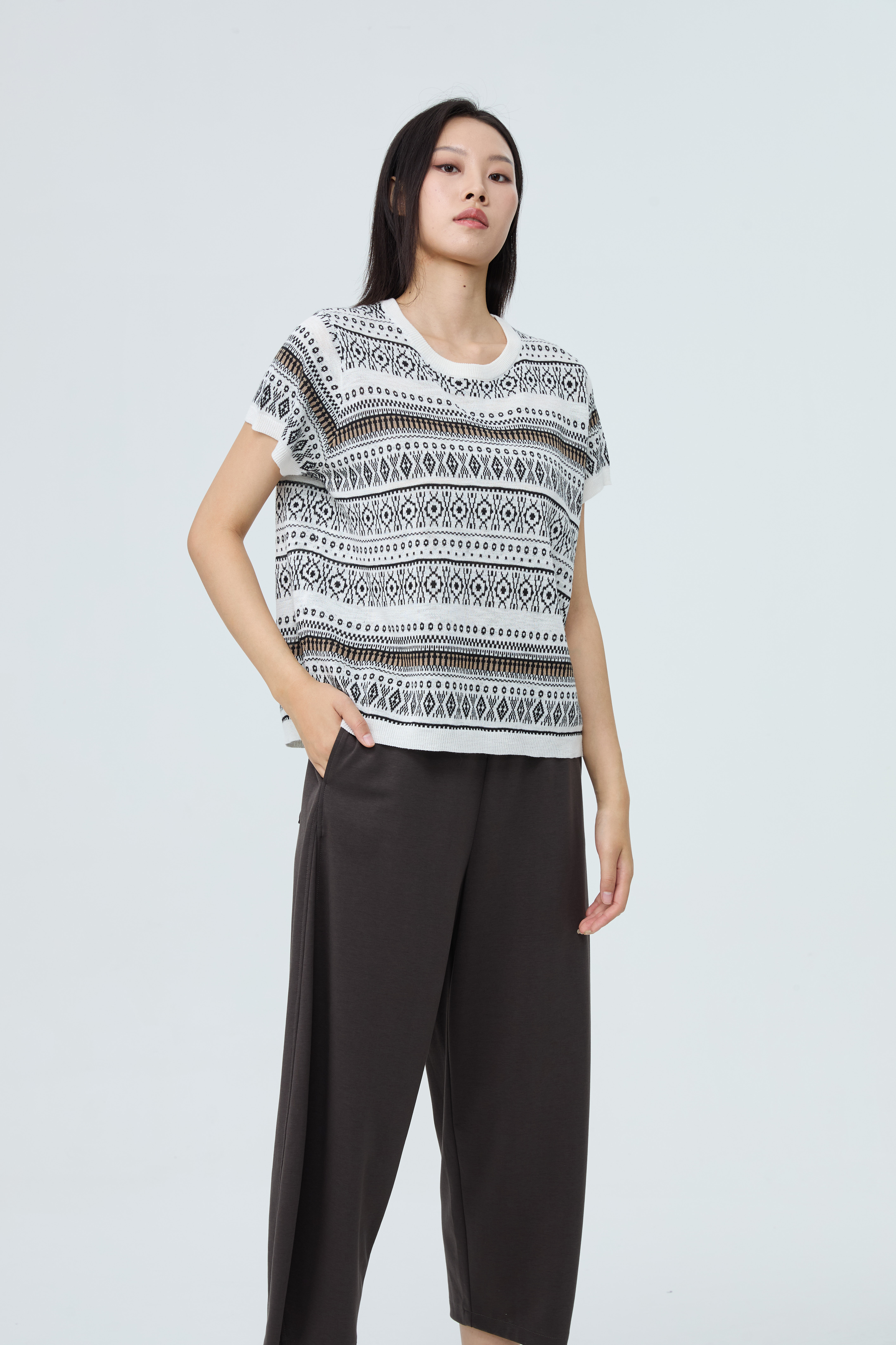 水淼2026夏新款复古提花毛织薄衫2520