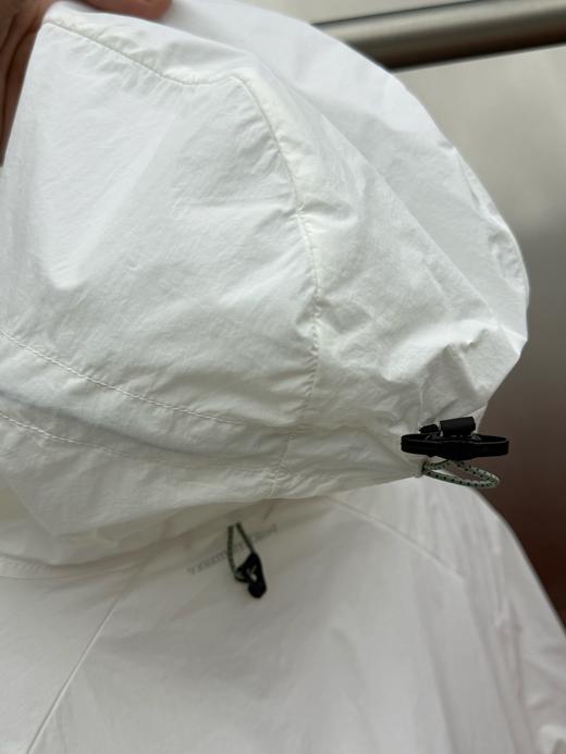 点此购买 壁克峰春秋季女士户外探险伴侣Vislight wind jacket防风夹克 ss 344680 商品图11