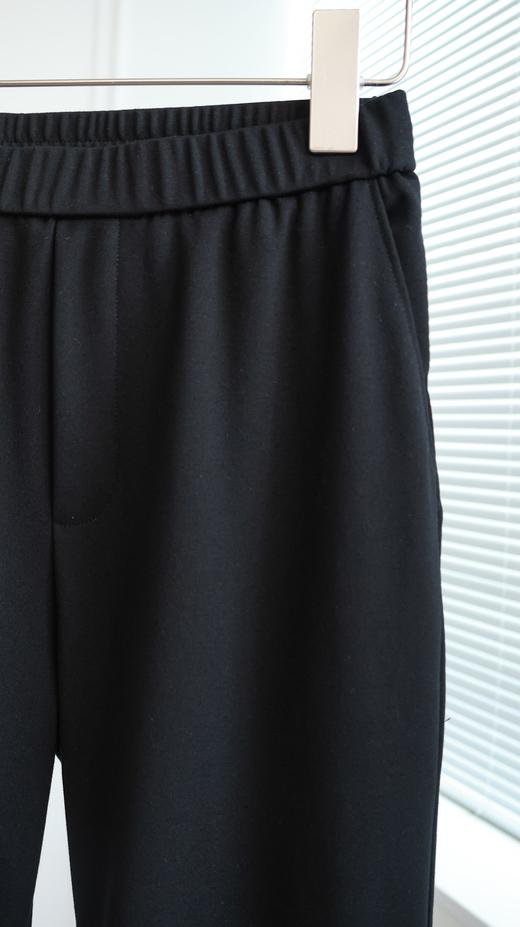 奶皮微喇|高弹塑性九分微喇裤（预售7天） 商品图1