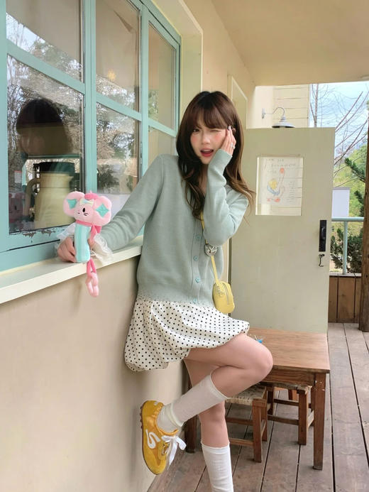 专柜实拍【绵羊毛~舒适柔软】拉夏贝尔/La Chapelle温柔松弛感！气质V领单排扣极简开衫百搭针织上衣 商品图11