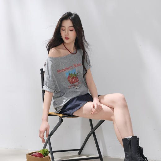 三彩2026夏季新款字母草莓印花T恤宽松短袖套头衫上衣休闲M 商品图1