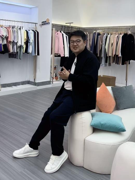 【知乐同款】太空棉空气层 男士太空棉直筒拼接卫裤 商品图0