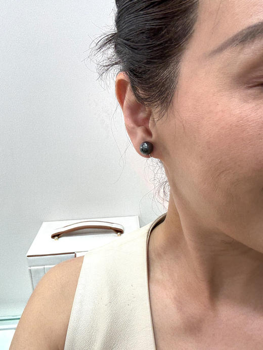 【日本溯源之旅】classic18k金孔雀绿珍珠耳夹10-11mm（展会产品拍下后不支持7天无理由退换货） 商品图2