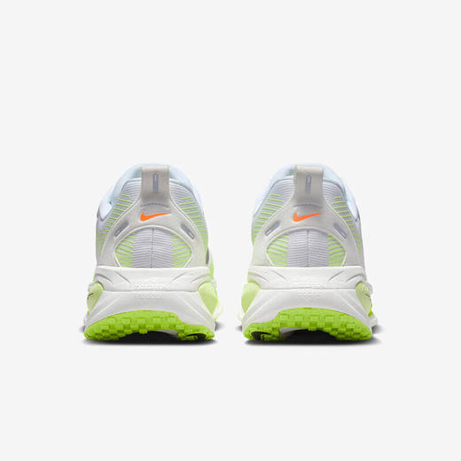 NIKE 耐克 VOMERO 18 2026春季轻便舒适运动休闲跑步鞋 HM6803-120 商品图3