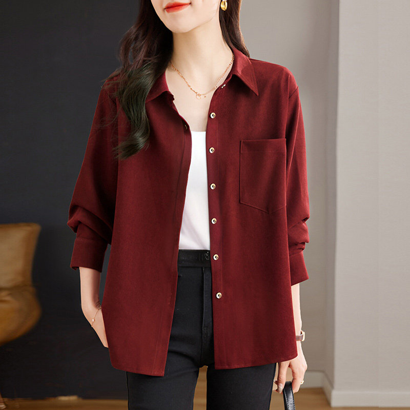 红色灯芯绒衬衫女春季2026新款上衣高级时尚洋气开衫外套女士衬衣