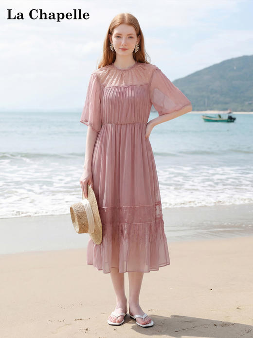 天猫同步【轻奢！沙滩裙】拉夏贝尔/La Chapelle刺绣重工圆领短袖宽松连衣裙轻奢女收腰显瘦度假风 商品图3