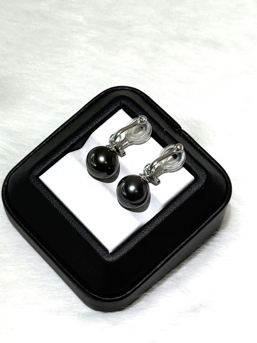 【日本溯源之旅】classic耳扣款-18k金孔雀绿珍珠耳夹10-11mm（展会产品拍下后不支持7天无理由退换货） 商品图0