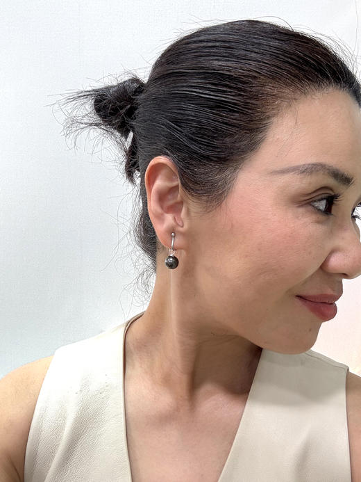 【日本溯源之旅】classic耳扣款-18k金孔雀绿珍珠耳夹10-11mm（展会产品拍下后不支持7天无理由退换货） 商品图1