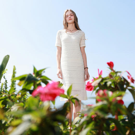 三彩2026夏季新款镂空针织裙圆领短袖毛衫连衣裙M 商品图1